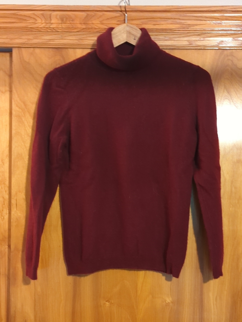 Charter Club Women's Burgundy Cashmere Turtleneck Sweater
